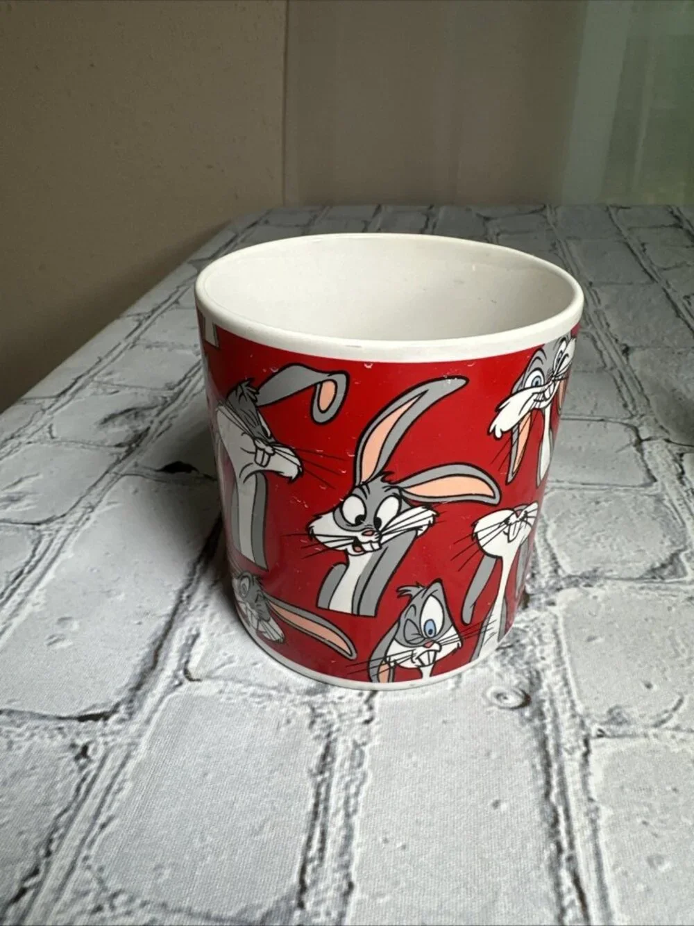 N/A vtg looney